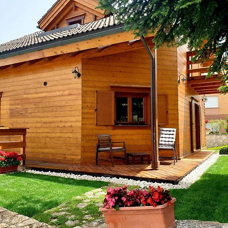 B&B Lo Chalet Di Ocre San Felice d'Ocre Buitenkant foto