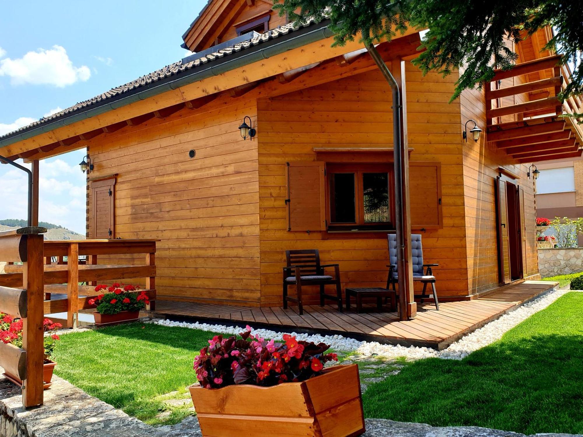 B&B Lo Chalet Di Ocre San Felice d'Ocre Buitenkant foto