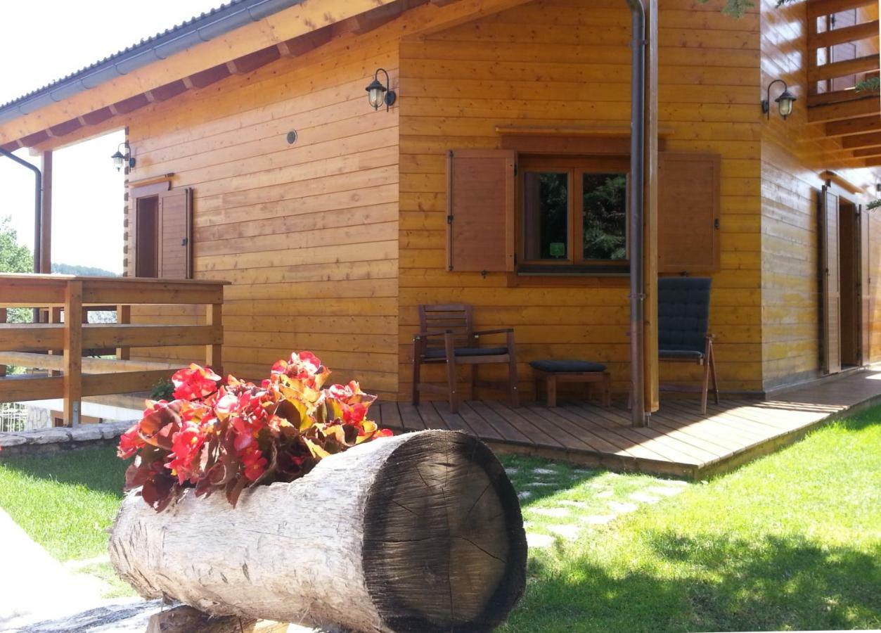 B&B Lo Chalet Di Ocre San Felice d'Ocre Buitenkant foto