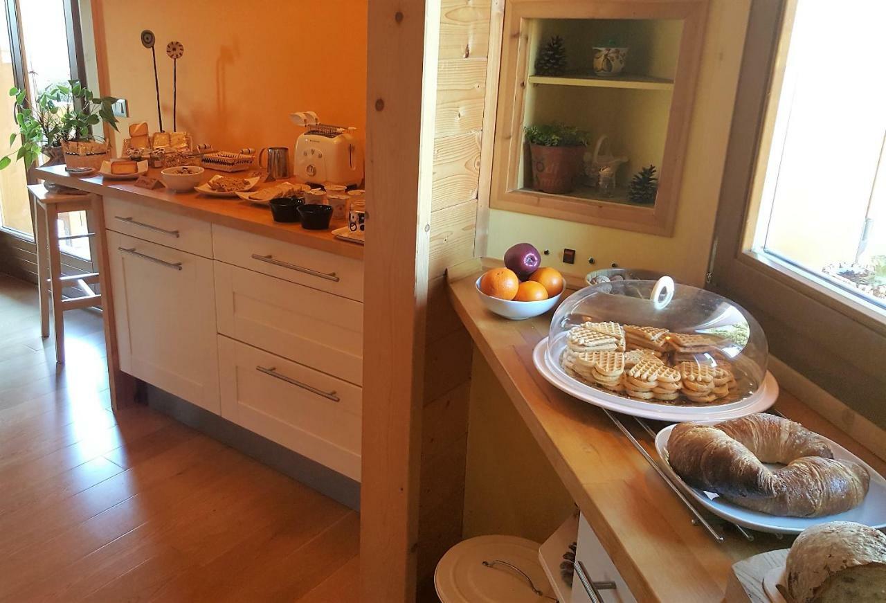 B&B Lo Chalet Di Ocre San Felice d'Ocre Buitenkant foto